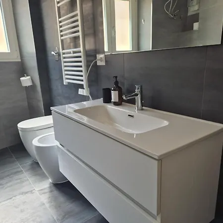 Διαμέρισμα Nestop Colli Albani *