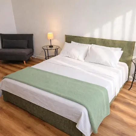 Casa Dolce Casa - Dual Modern Apartment, 1 Min From Metro, Up To 9 Guest Appartement Rome