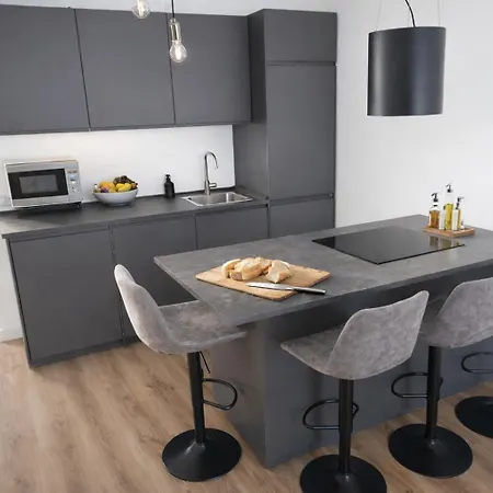 Appartement Casa Dolce Casa - Dual Modern Apartment, 1 Min From Metro, Up To 9 Guest Rome