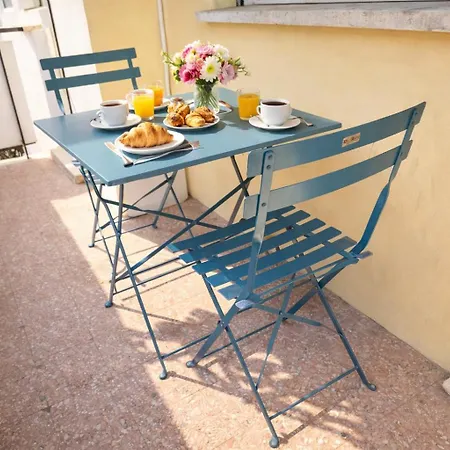 Casa Dolce Casa - Dual Modern Apartment, 1 Min From Metro, Up To 9 Guest Appartement *