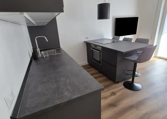 Nestop Colli Albani * Roma